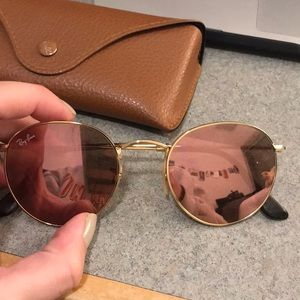 Ray Ban Round mirrored glasses